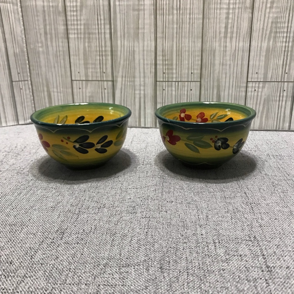 Vintage Tabletops Unlimited Fruit bowls